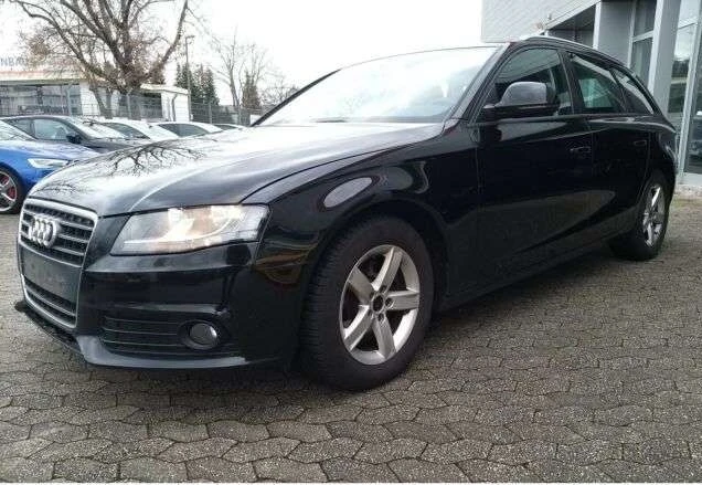 Audi A4 Avant, снимка 4 - Автомобили и джипове - 47256148