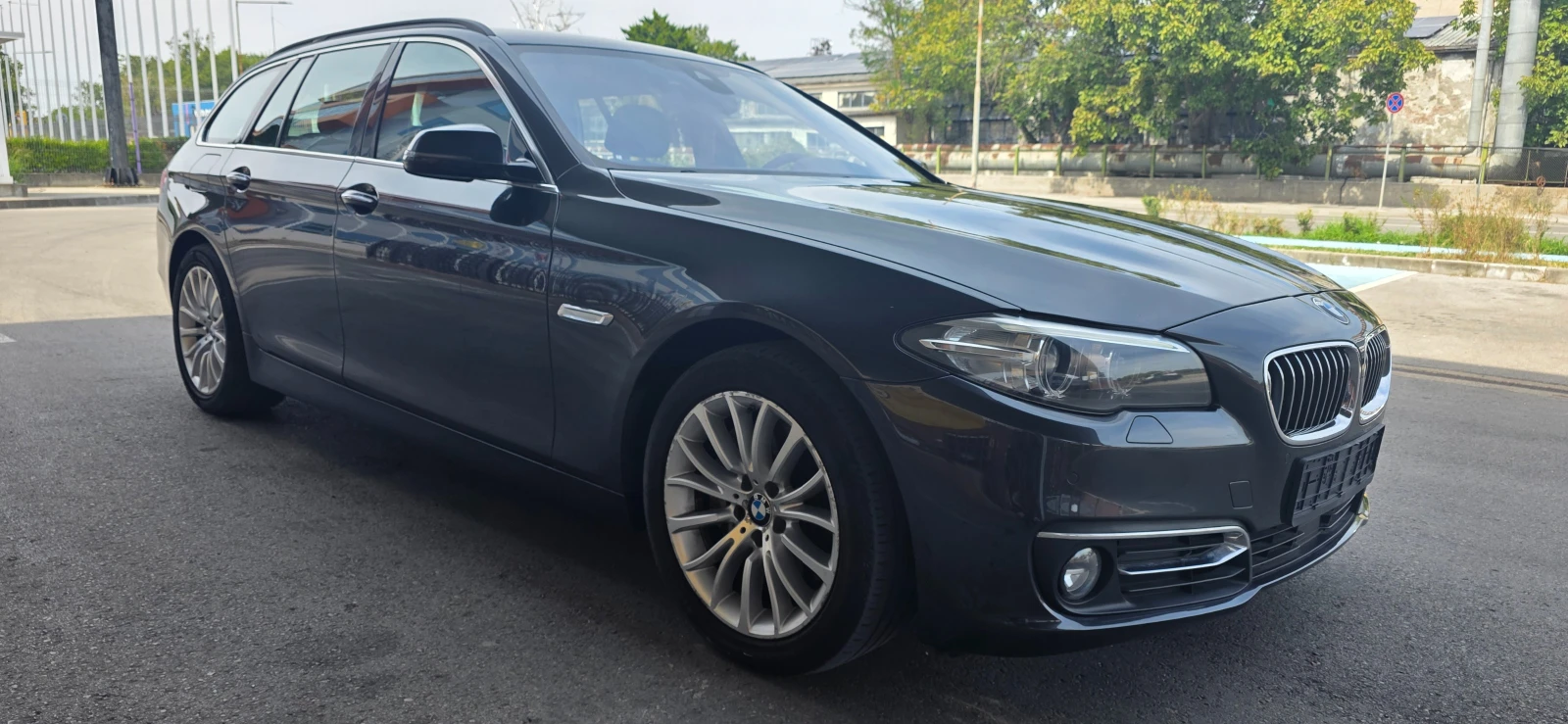 BMW 530 3.0d Xdrive* FACE* HEAD UP* LUXURY* ШВЕЙЦАРИЯ, снимка 2 - Автомобили и джипове - 55197639