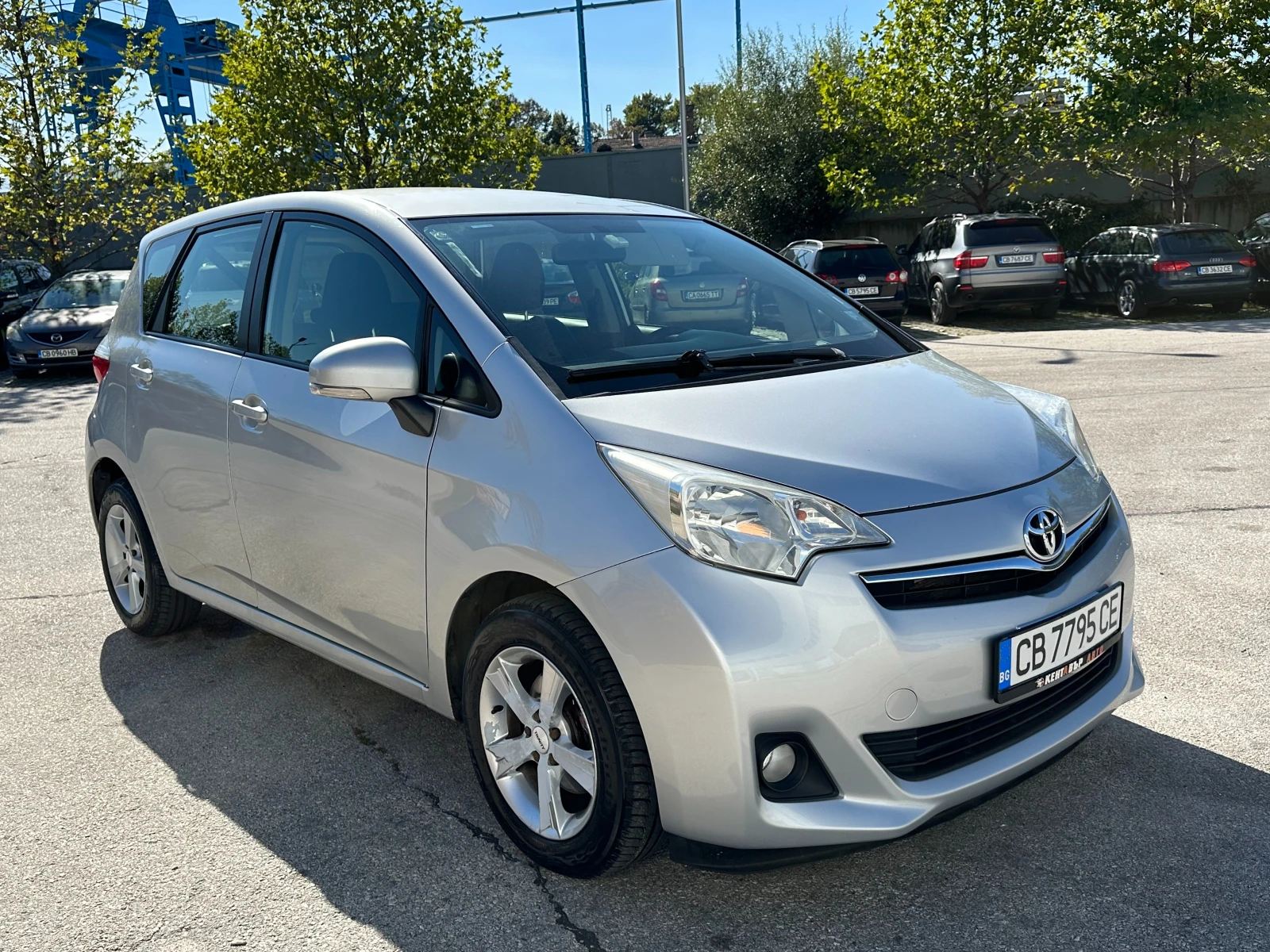 Toyota Verso S 1.4D4D 90к.с. Автоматик - изображение 6