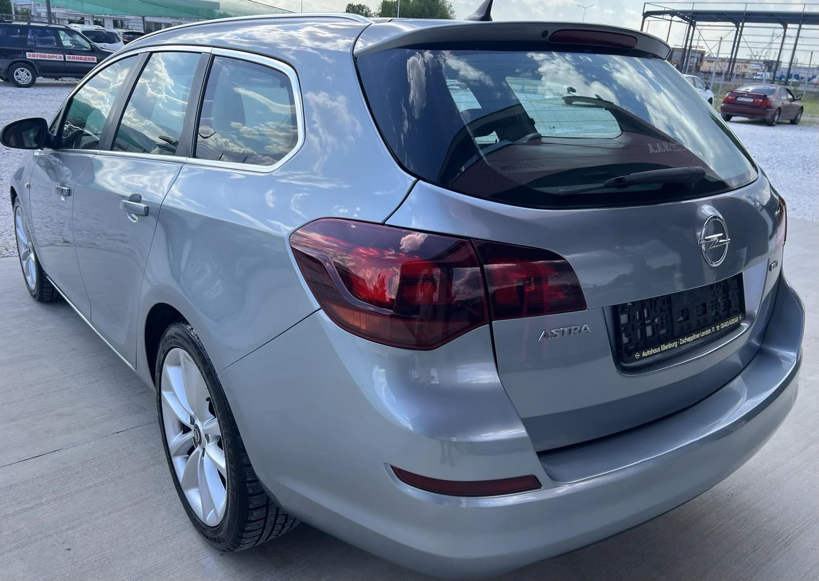 Opel Astra 1.7CDTi - изображение 4