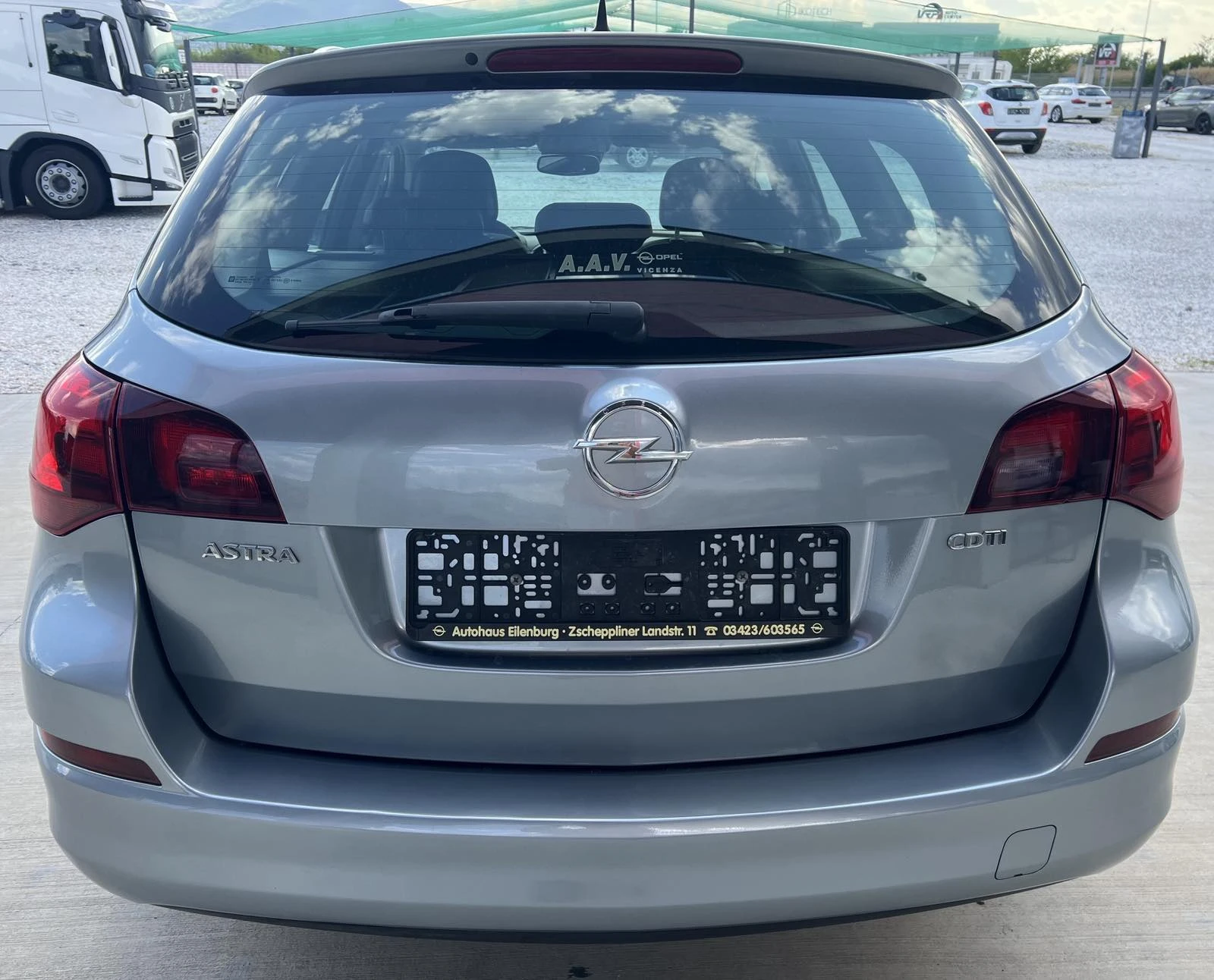 Opel Astra 1.7CDTi - изображение 6