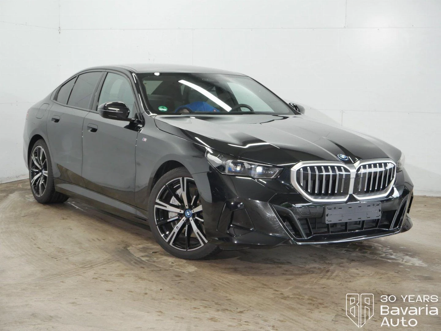 BMW 550  e xDrive M Sport Paket - изображение 4