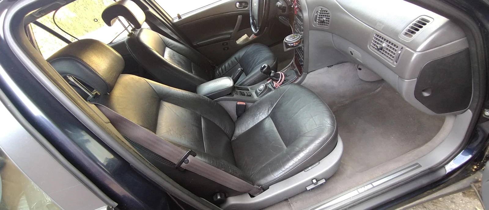 Saab 9-5 2, 0 T SE - изображение 9