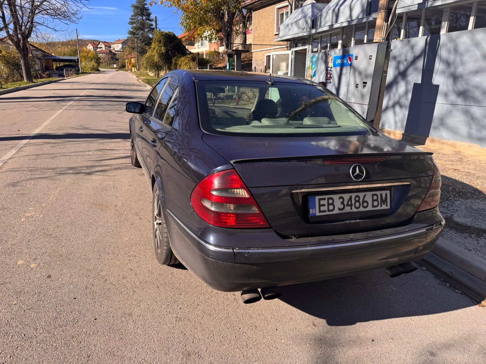Mercedes-Benz E 270  - изображение 2