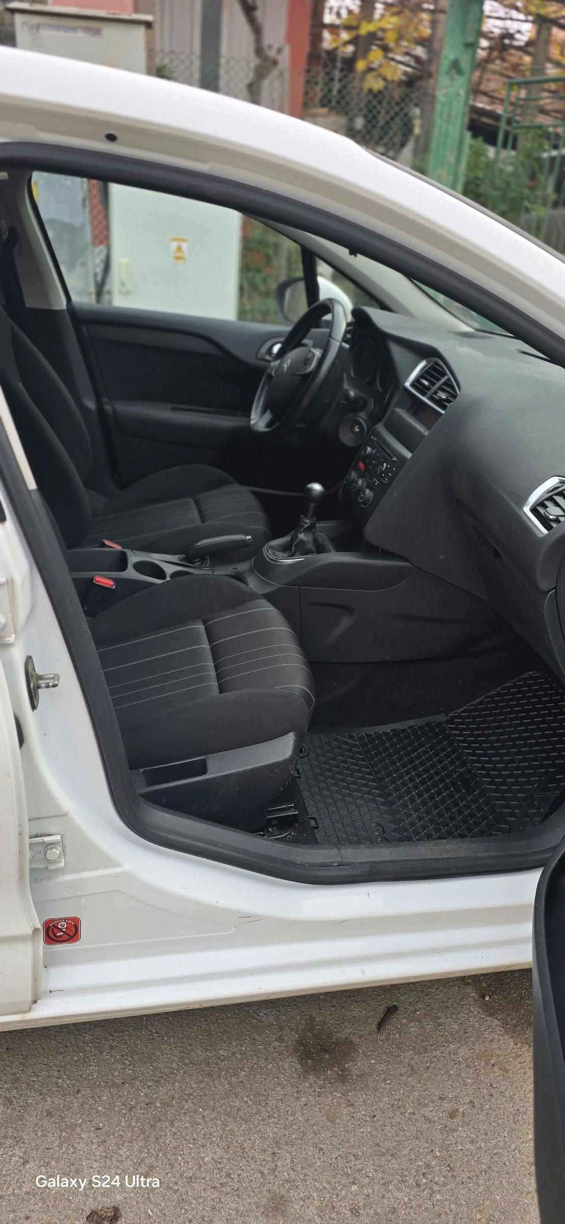 Citroen C4 1.6 HDI - изображение 7