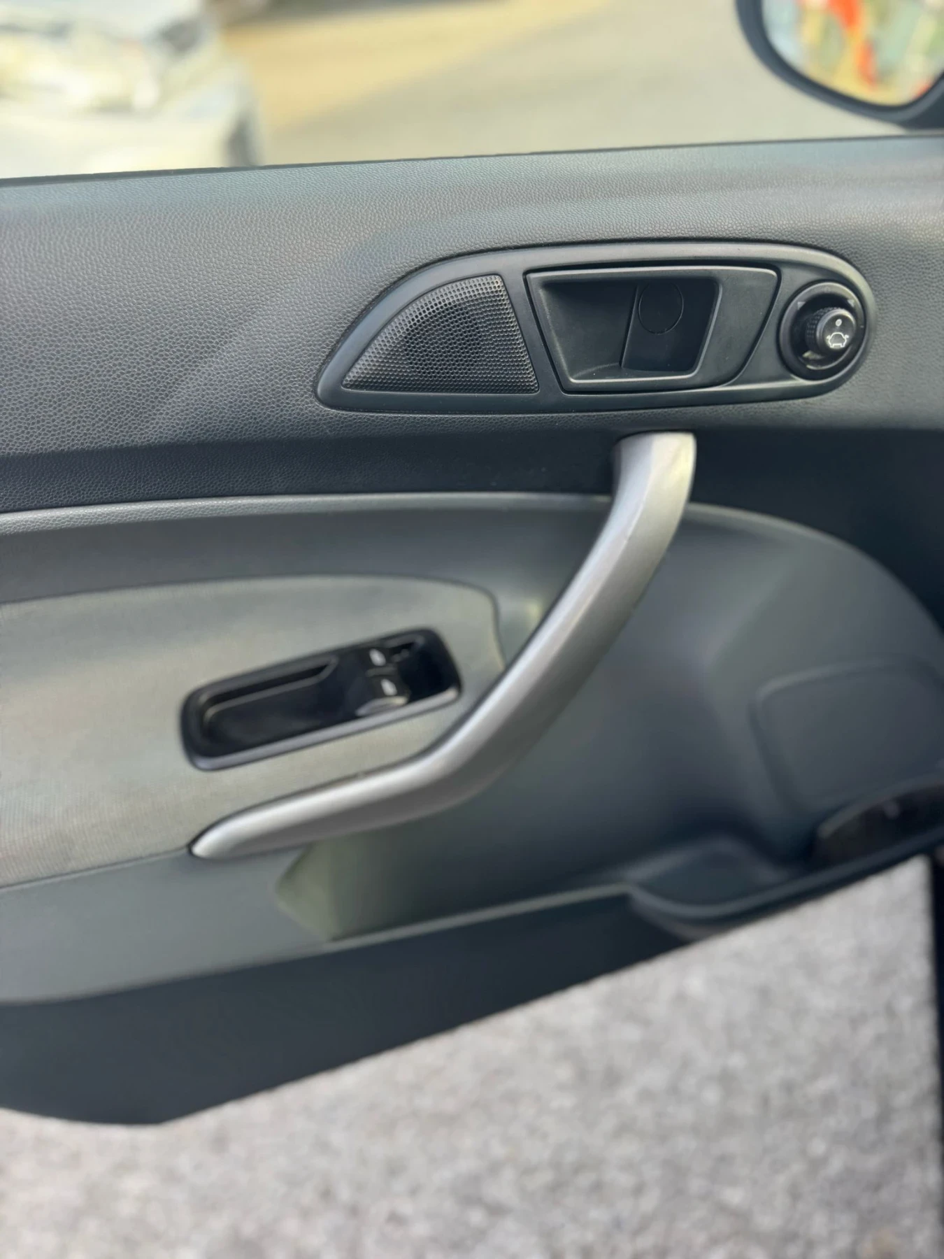 Ford Fiesta 1.4 97k.c LPG - изображение 7