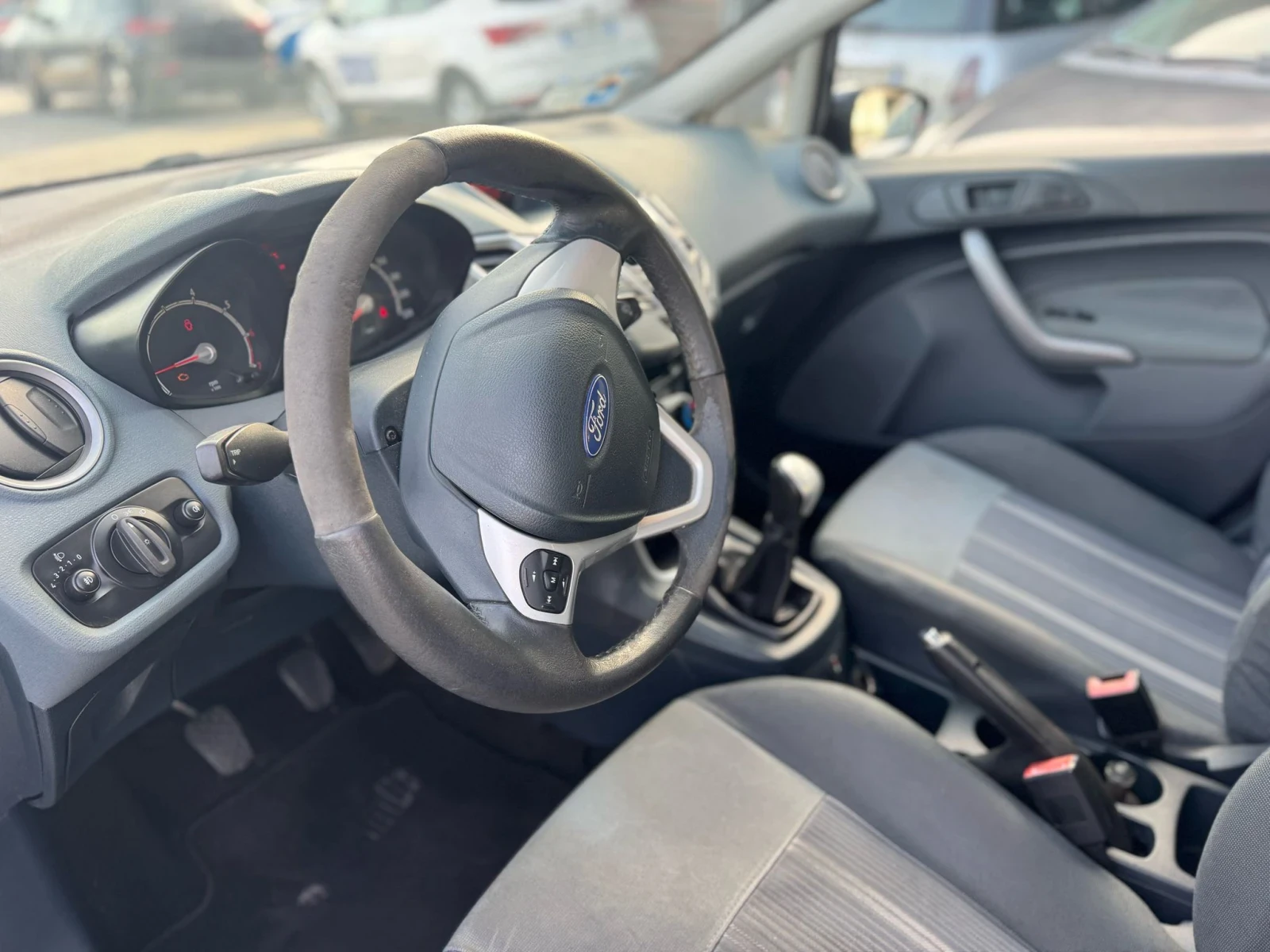 Ford Fiesta 1.4 97k.c �������� ���-BRC  | Mobile.bg � ����������� 10