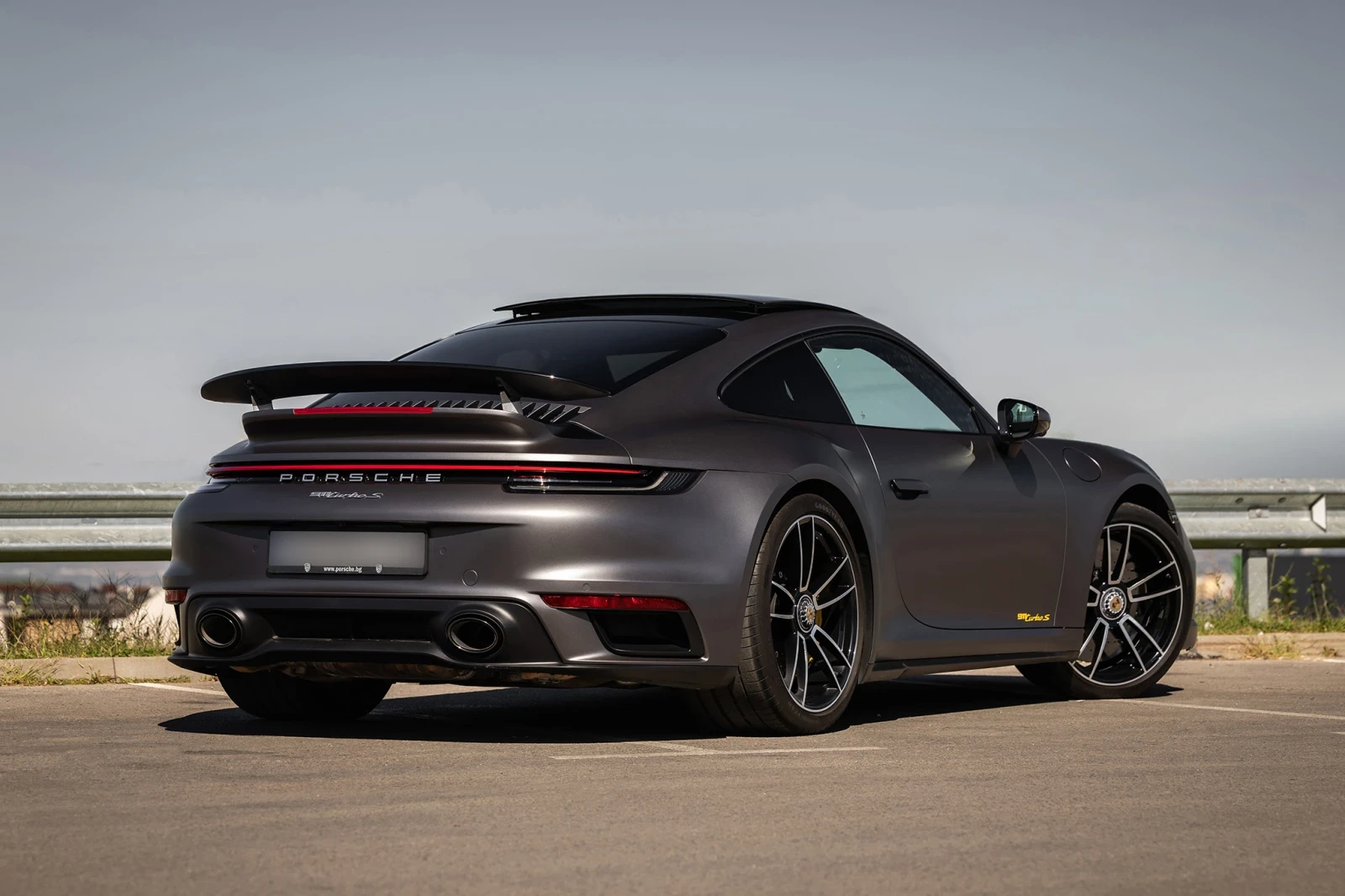 Porsche 911 Turbo S - изображение 3