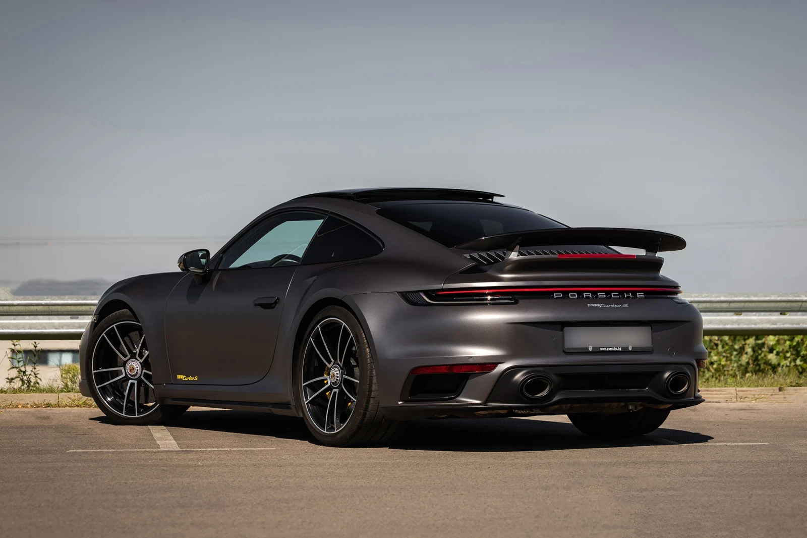 Porsche 911 Turbo S - изображение 2