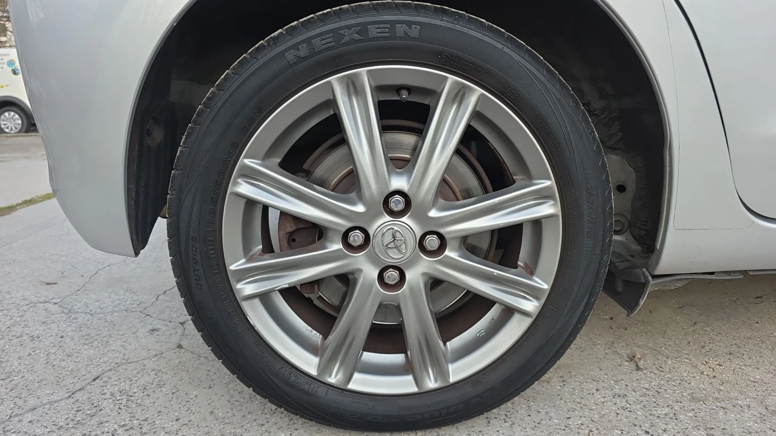 Toyota Yaris 1.3VVT-i 99k.c., снимка 17 - Автомобили и джипове - 53878442