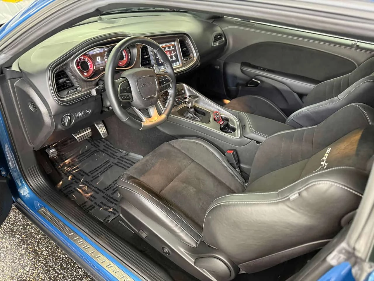 Dodge Challenger  SRT HELLCAT| PANO| KEYLESS GO| 3 КЛЮЧА| CARFAX| , снимка 10 - Автомобили и джипове - 53907629