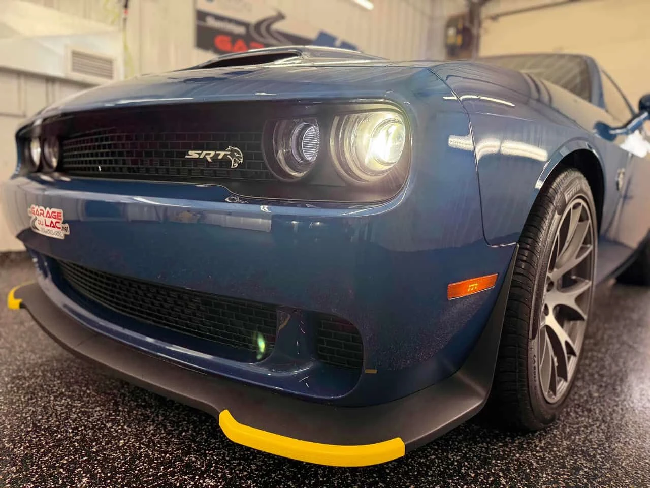 Dodge Challenger  SRT HELLCAT| PANO| KEYLESS GO| 3 КЛЮЧА| CARFAX| , снимка 6 - Автомобили и джипове - 53907629