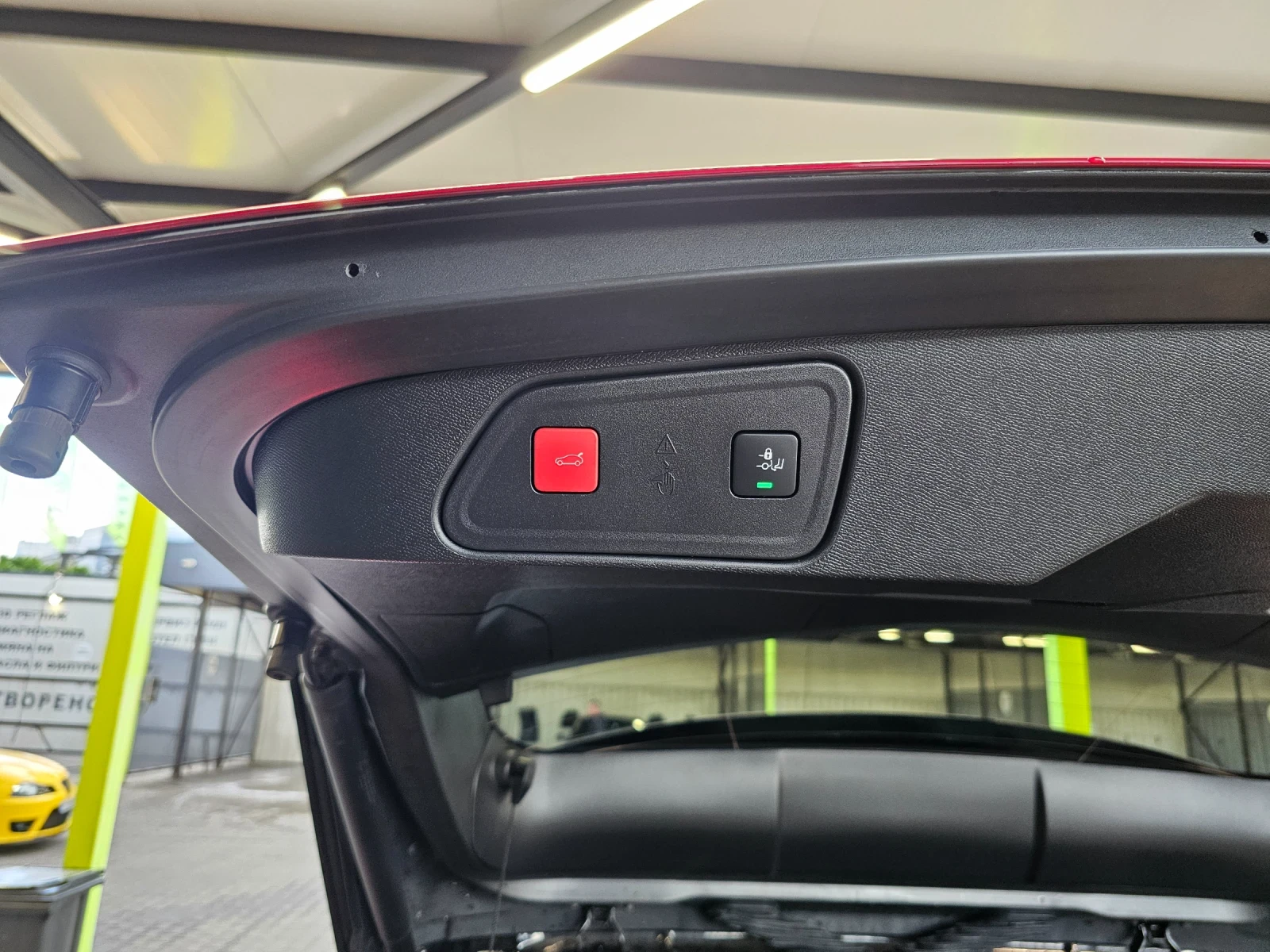 Peugeot 3008 GT, снимка 8 - Автомобили и джипове - 54064351