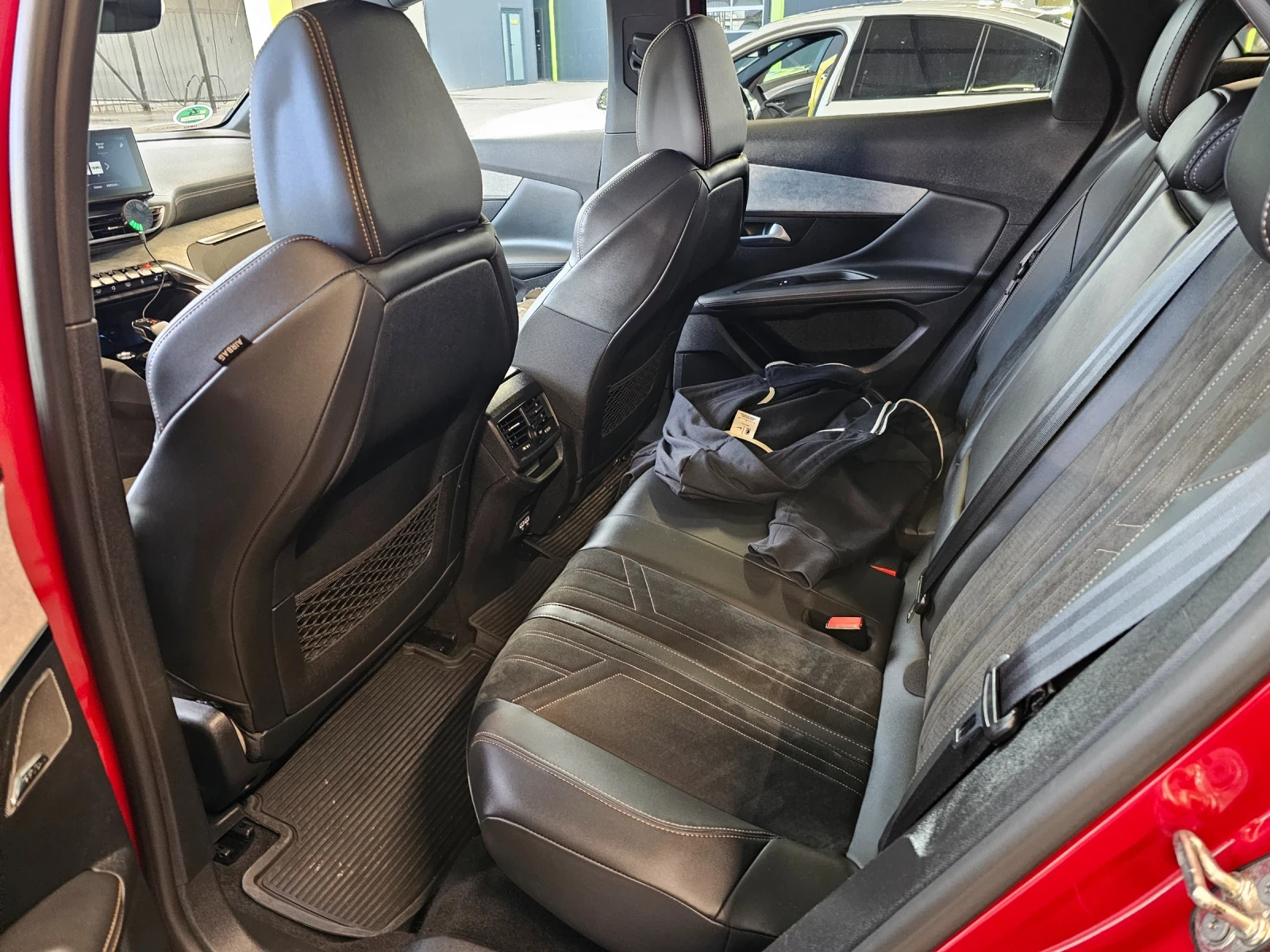 Peugeot 3008 GT, снимка 2 - Автомобили и джипове - 54064351