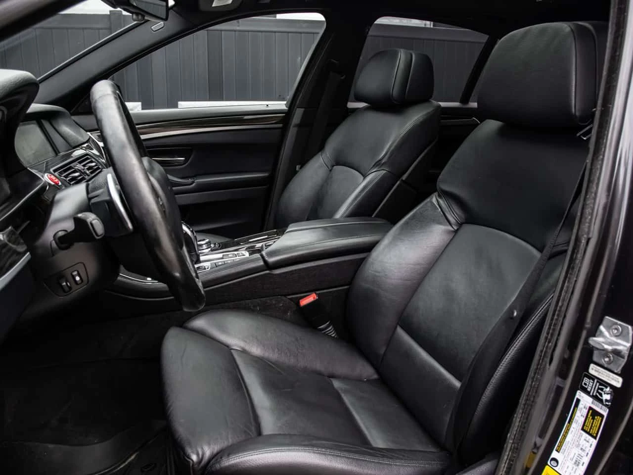 BMW 535 * xDrive * М-пакет* ФИСКИРАНА ЦЕНА* , снимка 8 - Автомобили и джипове - 54157091