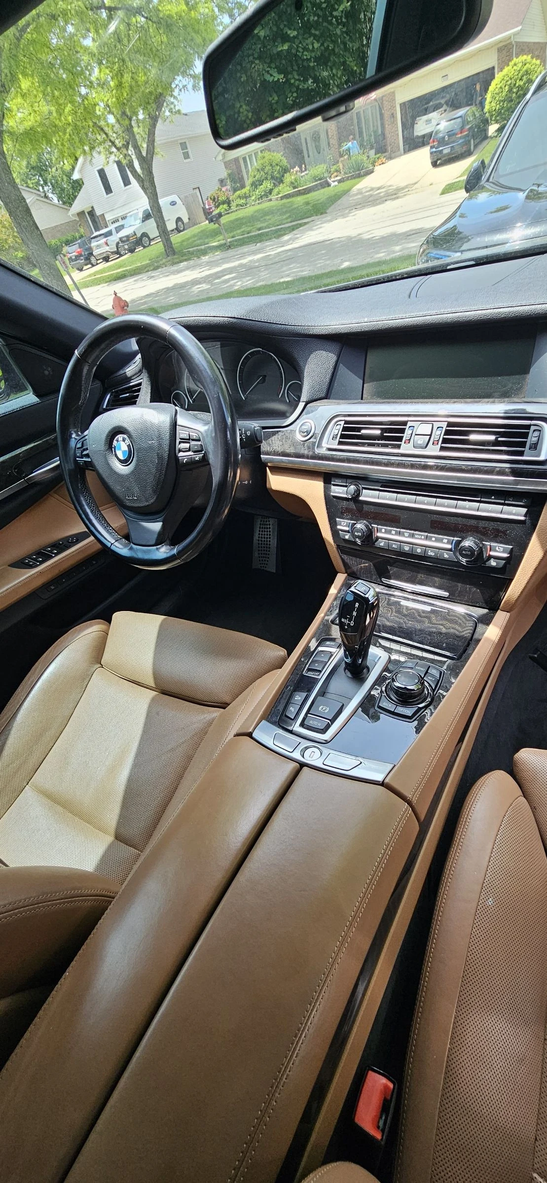 BMW 750 Li, снимка 9 - Автомобили и джипове - 54212286