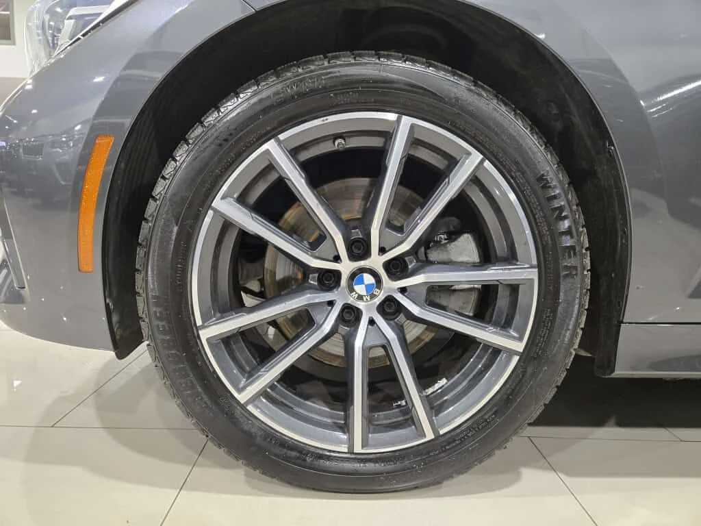 BMW 330 * AWD No Accident Apple CarPlay Navigation Sunroof | Mobile.bg � ����������� 13