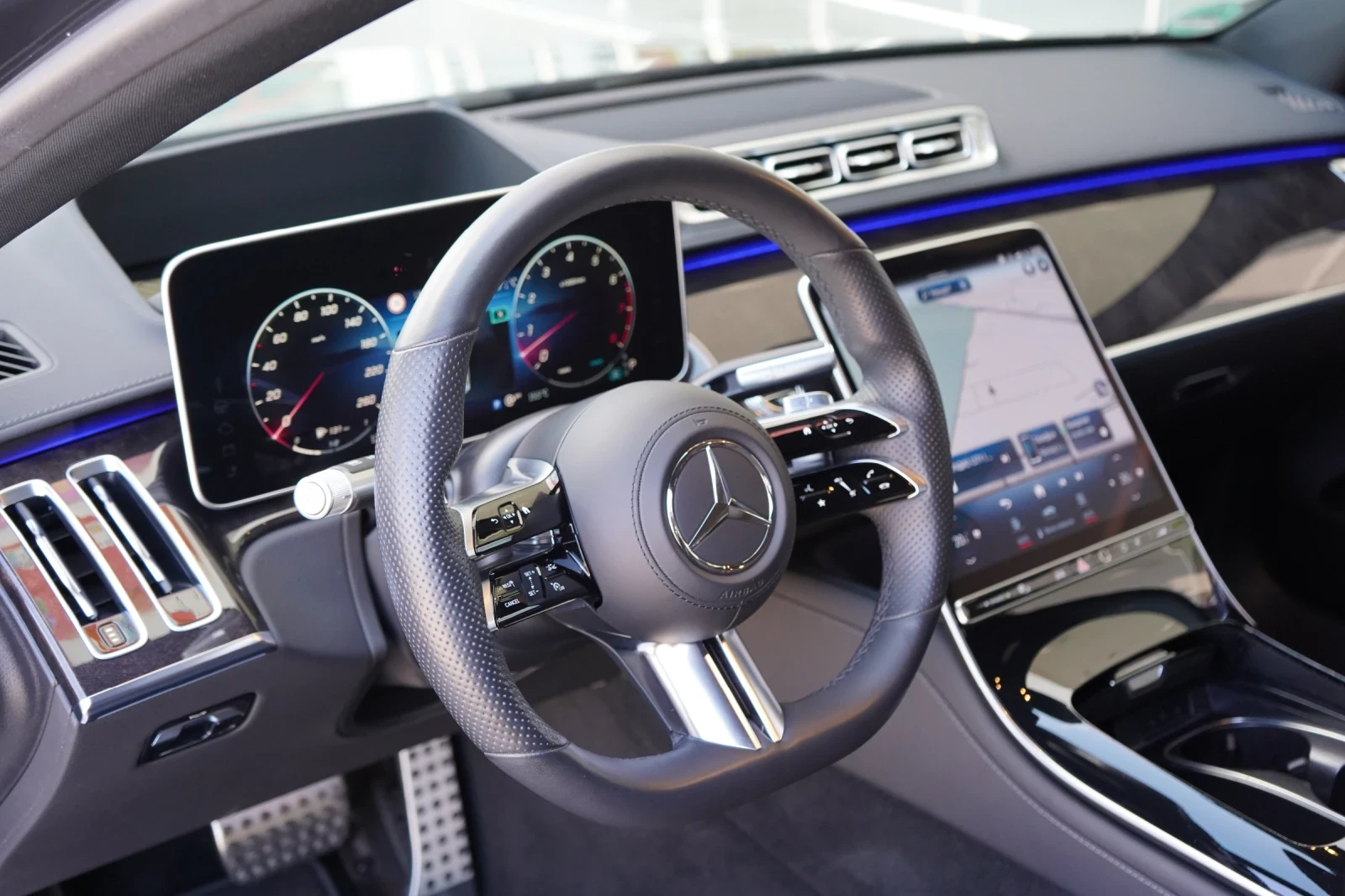 Mercedes-Benz S 500 4M* LONG* AMG* PANO* BURMESTER* HEAD UP* MANUFAKTU | Mobile.bg � ����������� 10