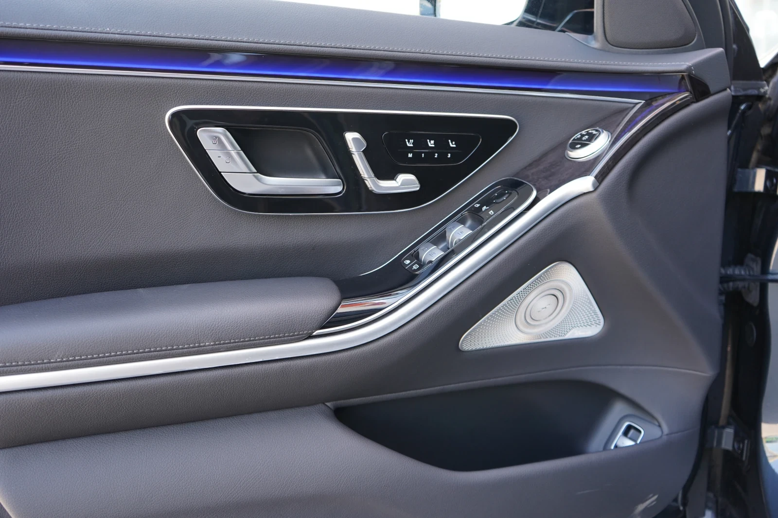 Mercedes-Benz S 500 4M* LONG* AMG* PANO* BURMESTER* HEAD UP* MANUFAKTU | Mobile.bg � ����������� 7