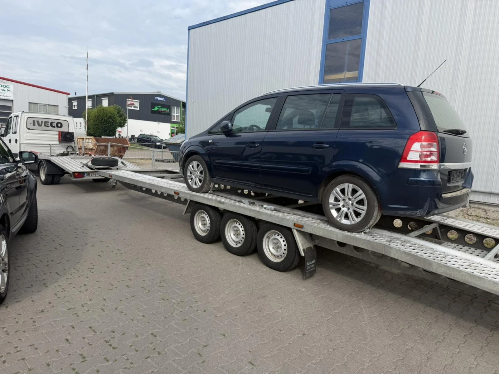 Opel Zafira 1.8 FACELIFT, 6+ 1, снимка 14 - Автомобили и джипове - 54941201