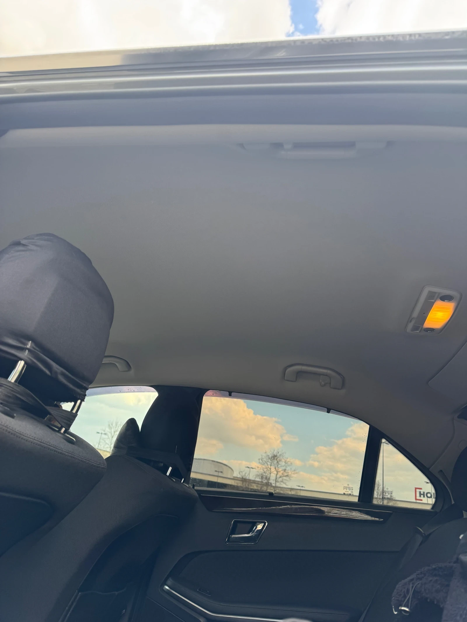 Mercedes-Benz E 220 220, снимка 6 - Автомобили и джипове - 55193346