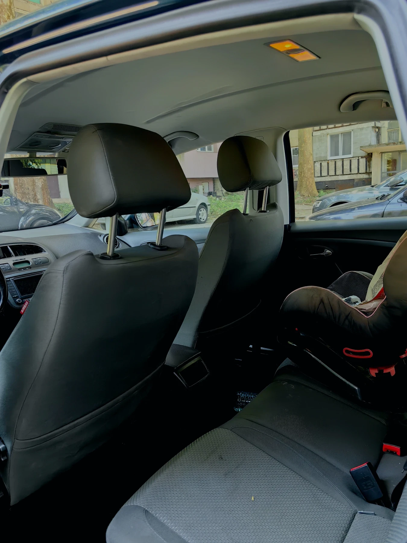 Seat Altea, снимка 5 - Автомобили и джипове - 55585526