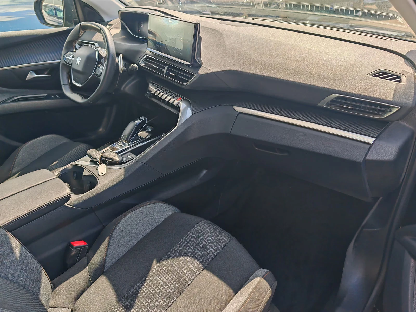 Peugeot 5008 PURE-TECH/131HP/7S/CAM/LED/CPLAY/KLESS/633q, снимка 10 - Автомобили и джипове - 55788096