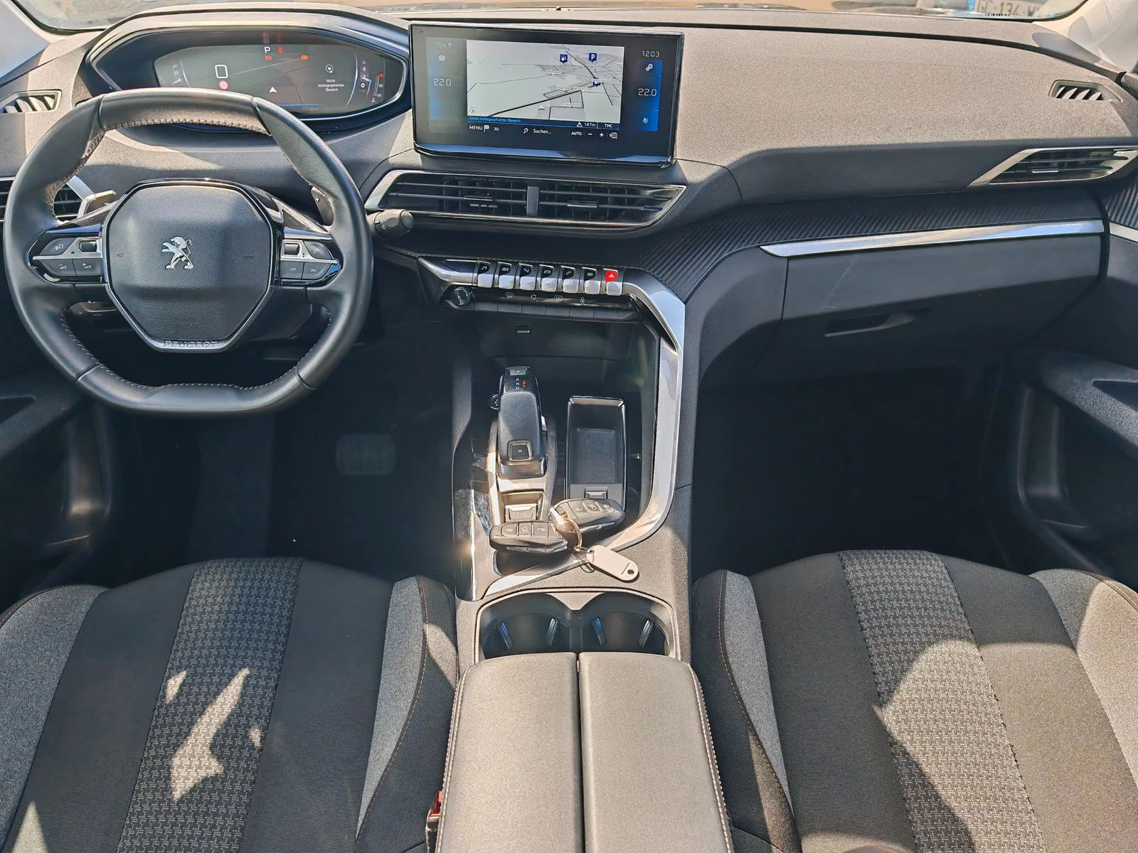 Peugeot 5008 PURE-TECH/131HP/7S/CAM/LED/CPLAY/KLESS/633q, снимка 5 - Автомобили и джипове - 55788096