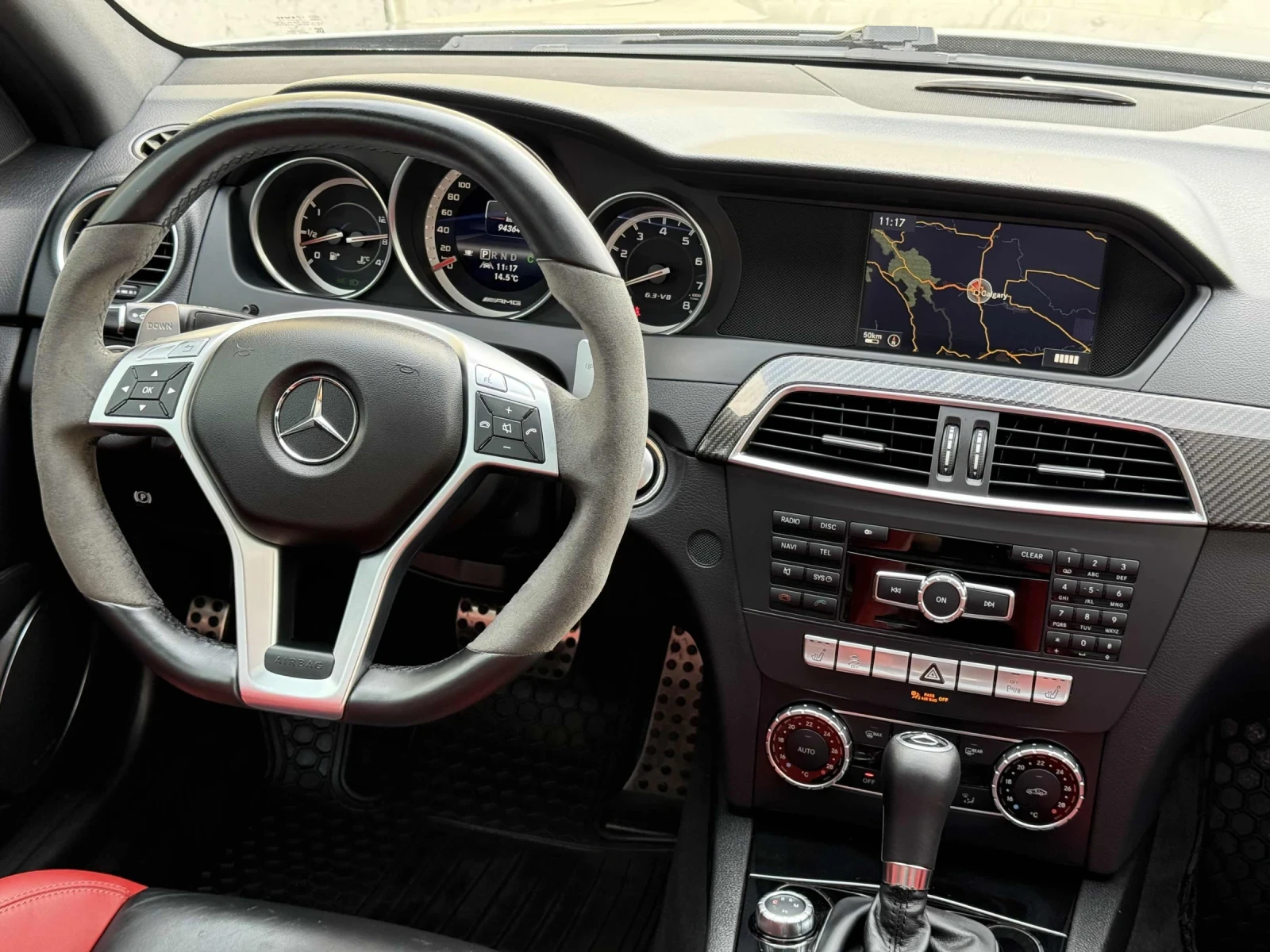 Mercedes-Benz C 63 AMG Шибидах* Keyless* 2ключа* Парктроник* Подгрев* , снимка 9 - Автомобили и джипове - 55956699
