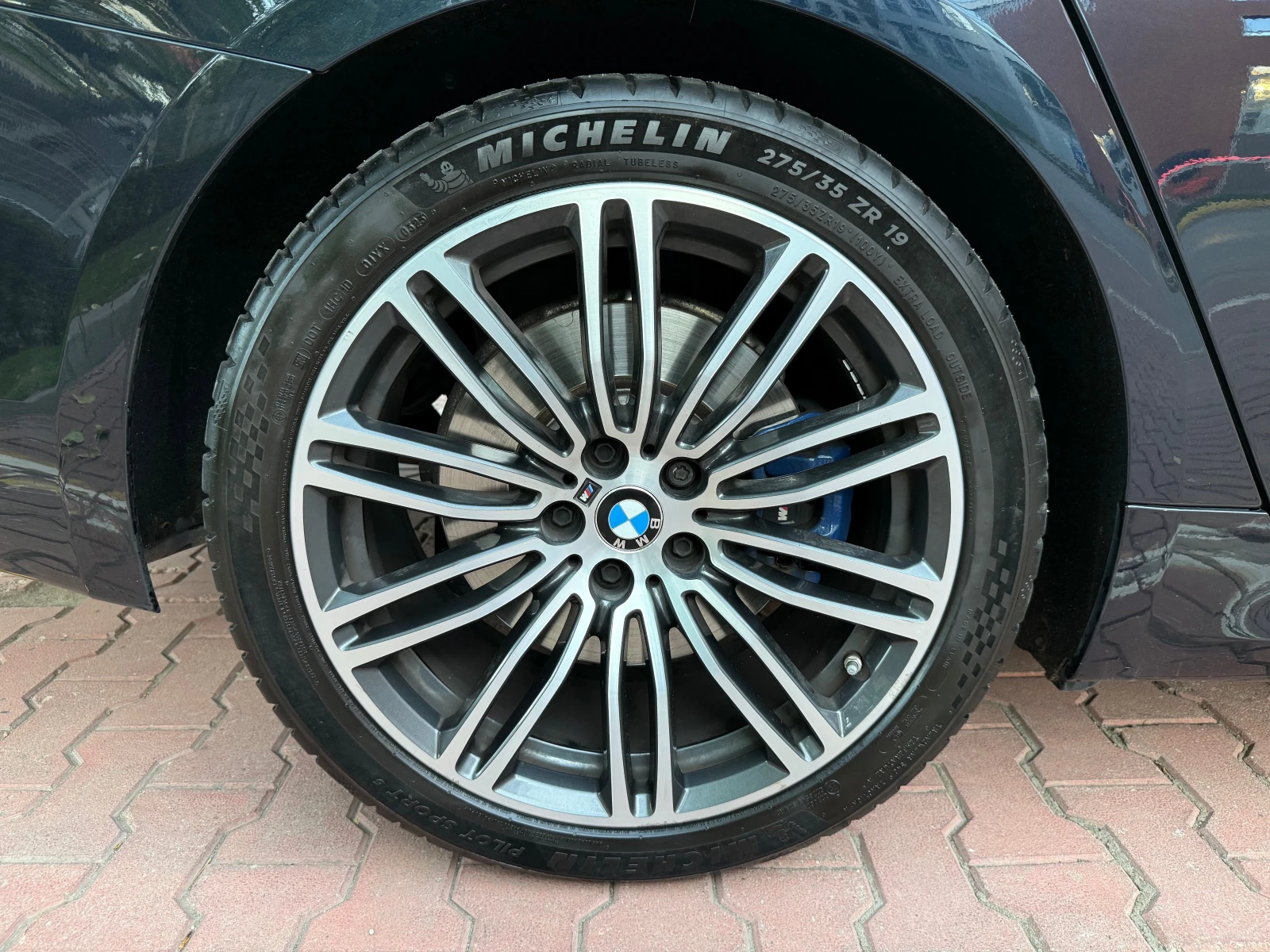 BMW 540 BMW 540d xDrive Touring G31 / Adaptive Drive / B&W, снимка 8 - Автомобили и джипове - 56238389