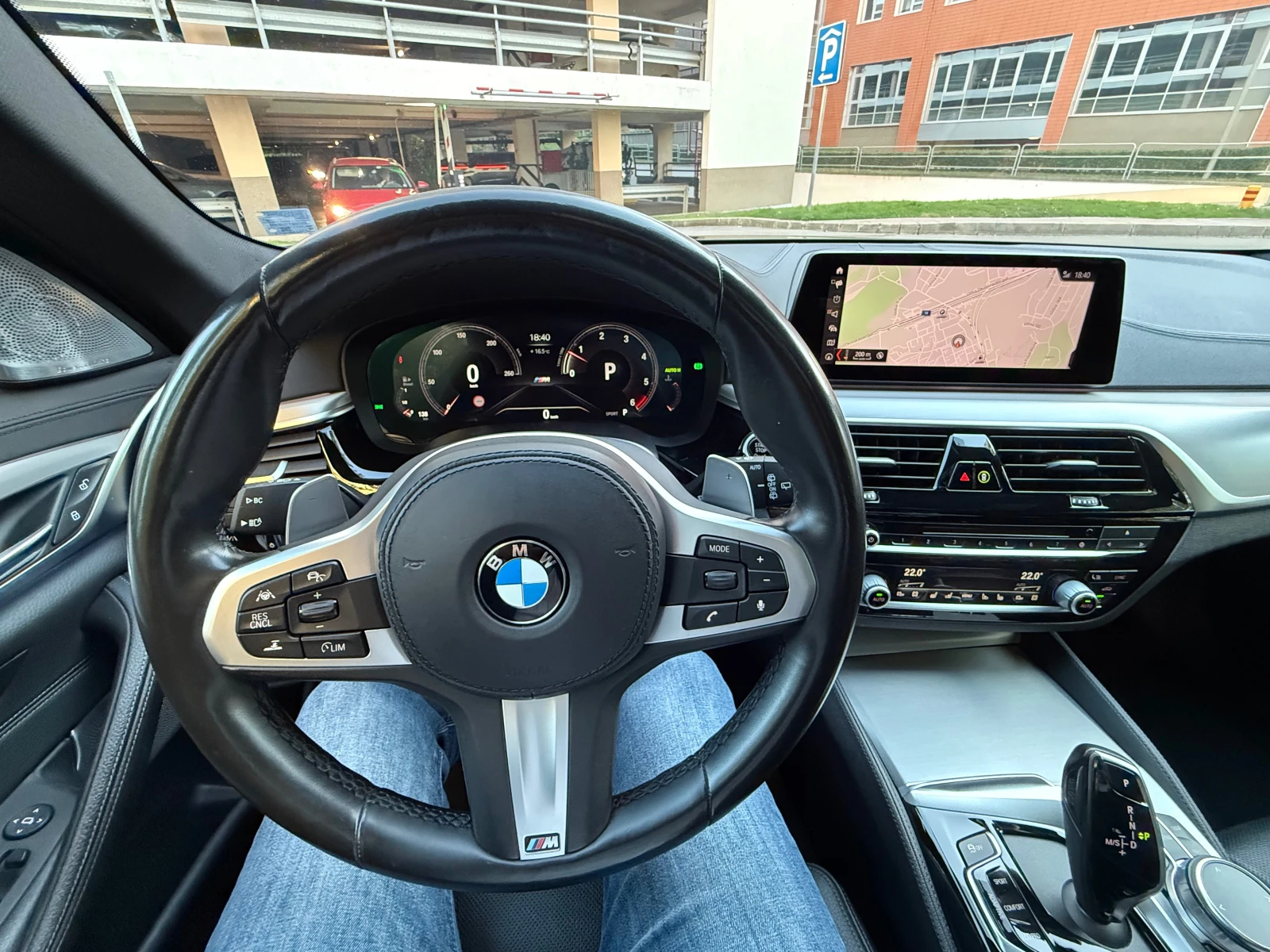 BMW 540 BMW 540d xDrive Touring G31 / Adaptive Drive / B&W, снимка 13 - Автомобили и джипове - 56238389