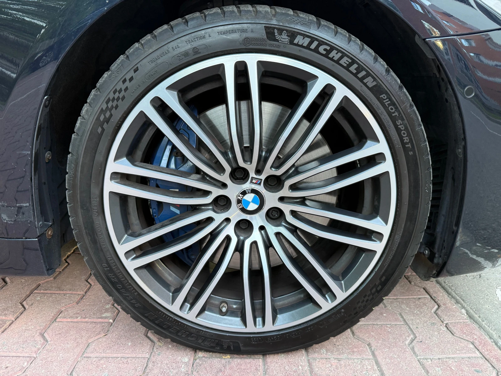 BMW 540 BMW 540d xDrive Touring G31 / Adaptive Drive / B&W, снимка 9 - Автомобили и джипове - 56238389
