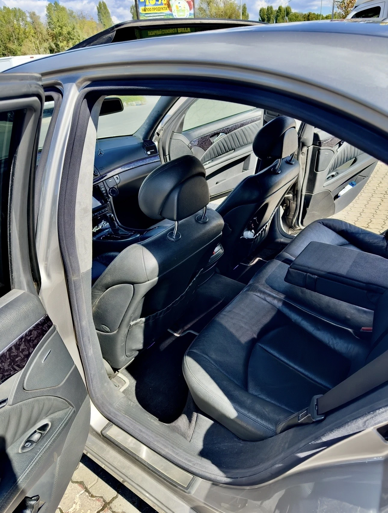 Mercedes-Benz E 320, снимка 9 - Автомобили и джипове - 56244510