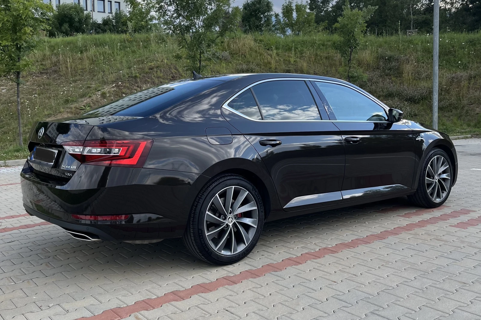 Skoda Superb  L&K 2.0 TSI 280hp 4x4 , снимка 5 - Автомобили и джипове - 56304425