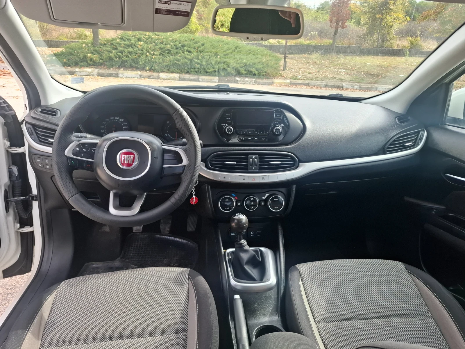 Fiat Tipo 1.4, снимка 8 - Автомобили и джипове - 56552103