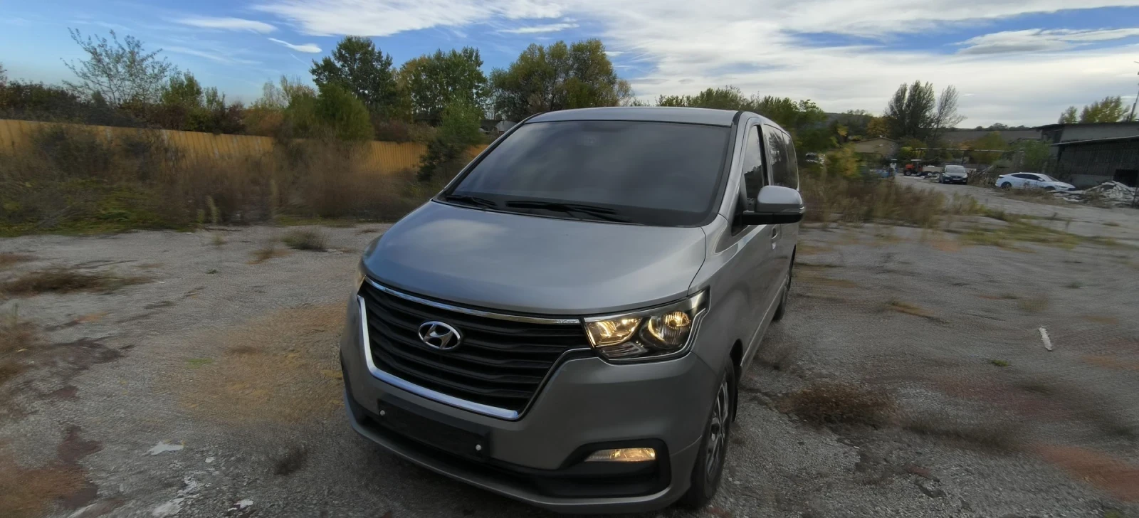 Hyundai Starex Grand Starex  8+ 1места