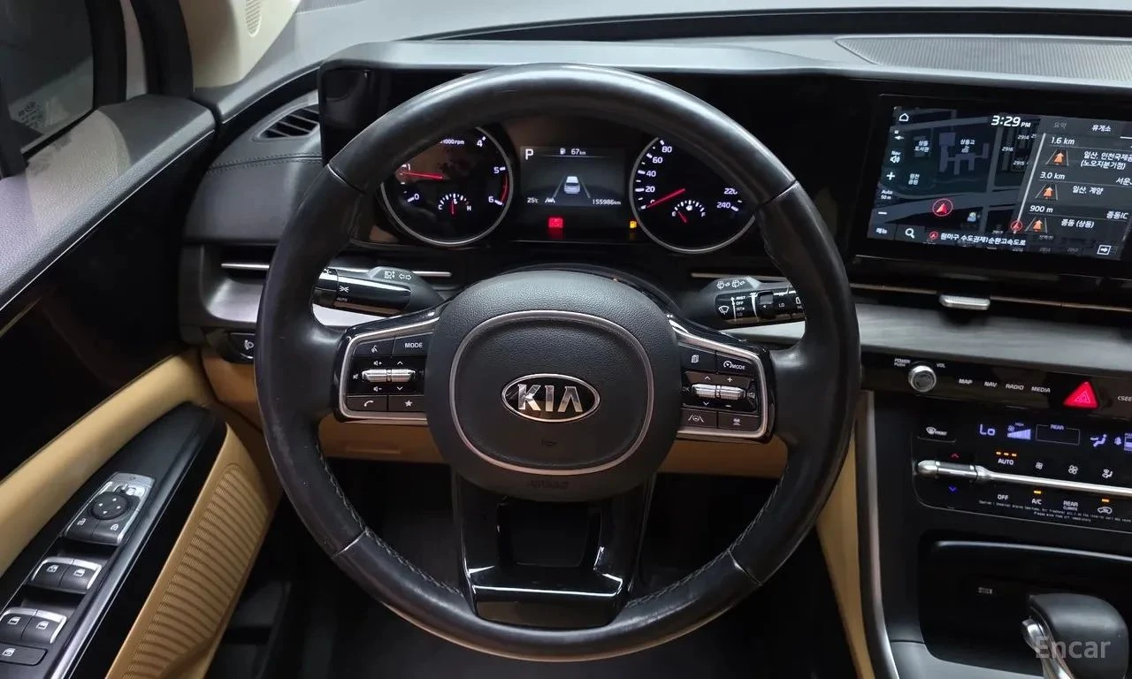 Kia Carnival, снимка 13 - Автомобили и джипове - 56719855