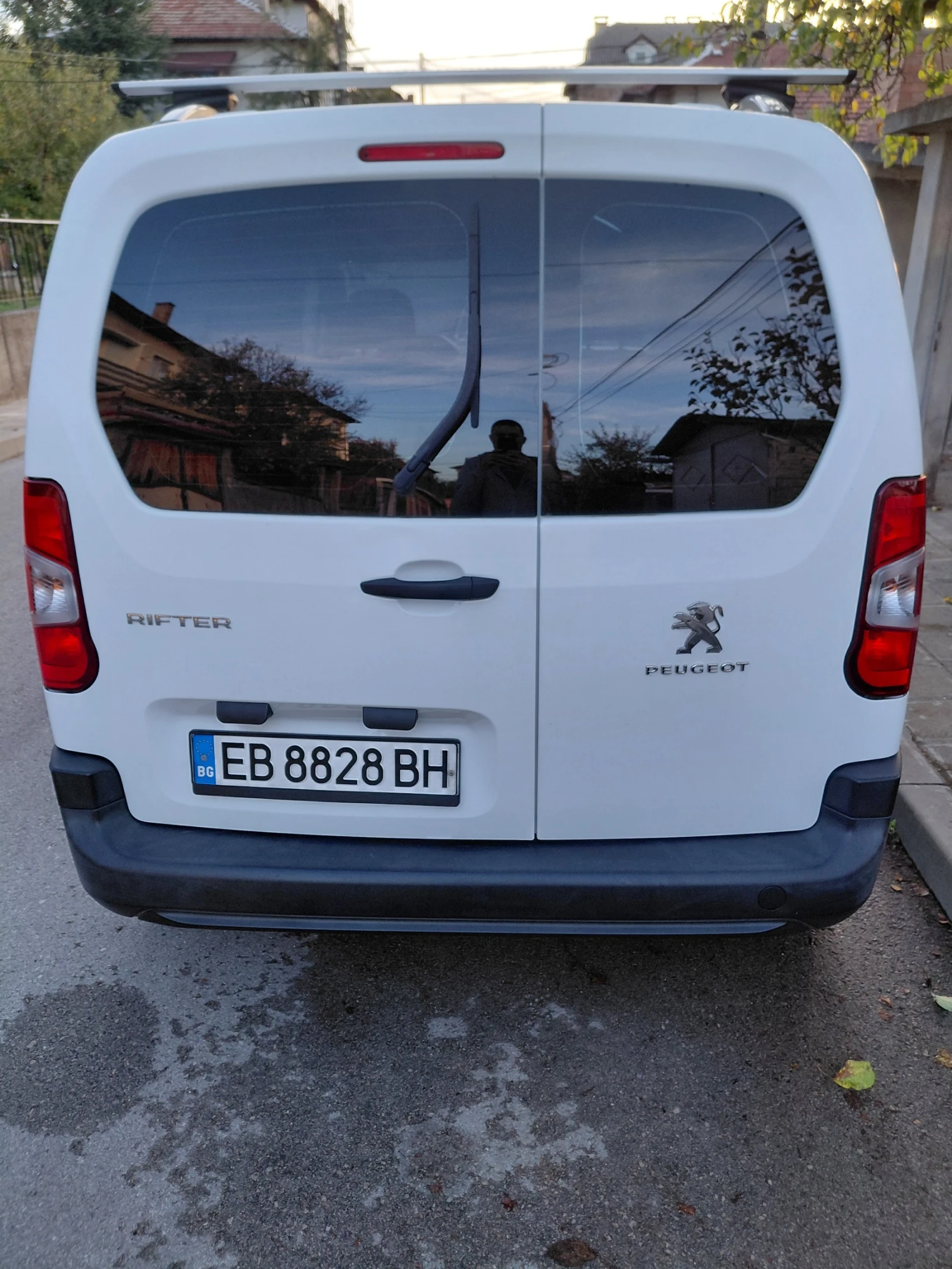 Peugeot Rifter, снимка 4 - Автомобили и джипове - 56735784