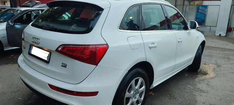 Audi Q5, снимка 3 - Автомобили и джипове - 52578471