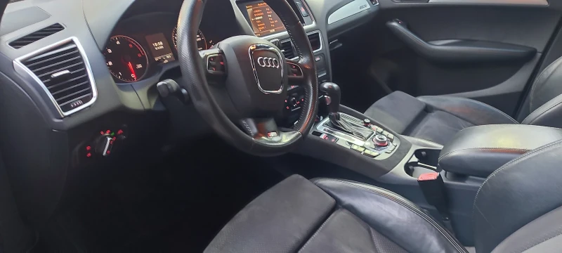 Audi Q5, снимка 6 - Автомобили и джипове - 52578471