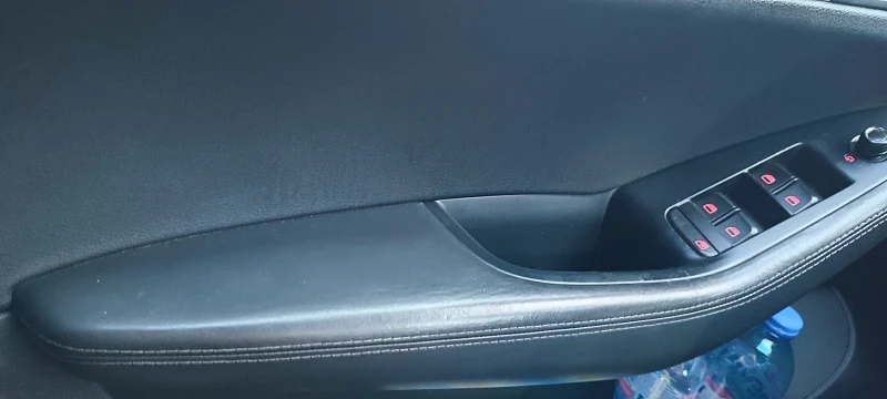 Audi Q5, снимка 8 - Автомобили и джипове - 52578471