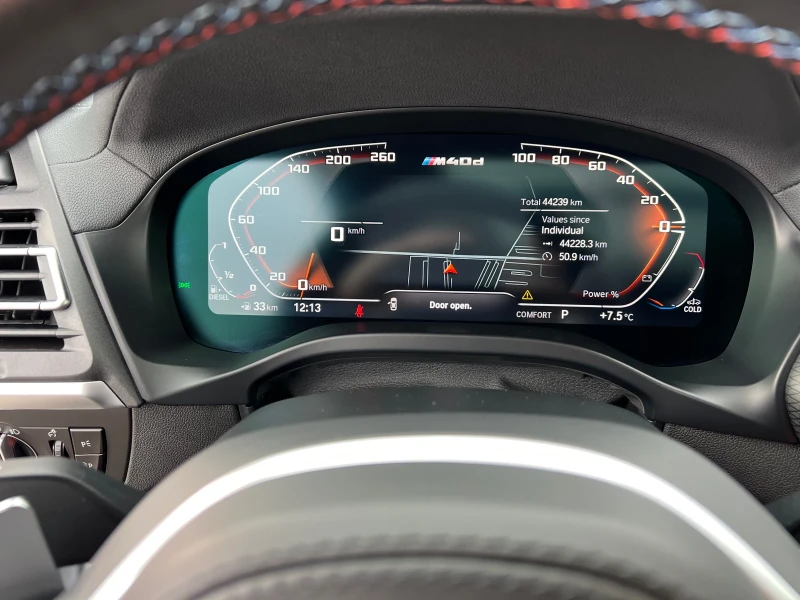 BMW X4 M40d, снимка 8 - Автомобили и джипове - 52702863