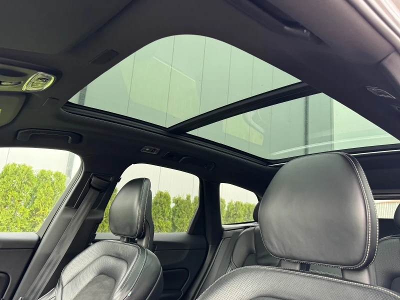 Volvo XC60 2.0D5 AWD/R-Design/Led/Full/ШВЕЙЦАРИЯ!!!, снимка 8 - Автомобили и джипове - 52805104