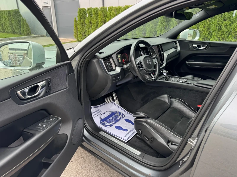 Volvo XC60 2.0D5 AWD/R-Design/Led/Full/ШВЕЙЦАРИЯ!!!, снимка 9 - Автомобили и джипове - 52805104