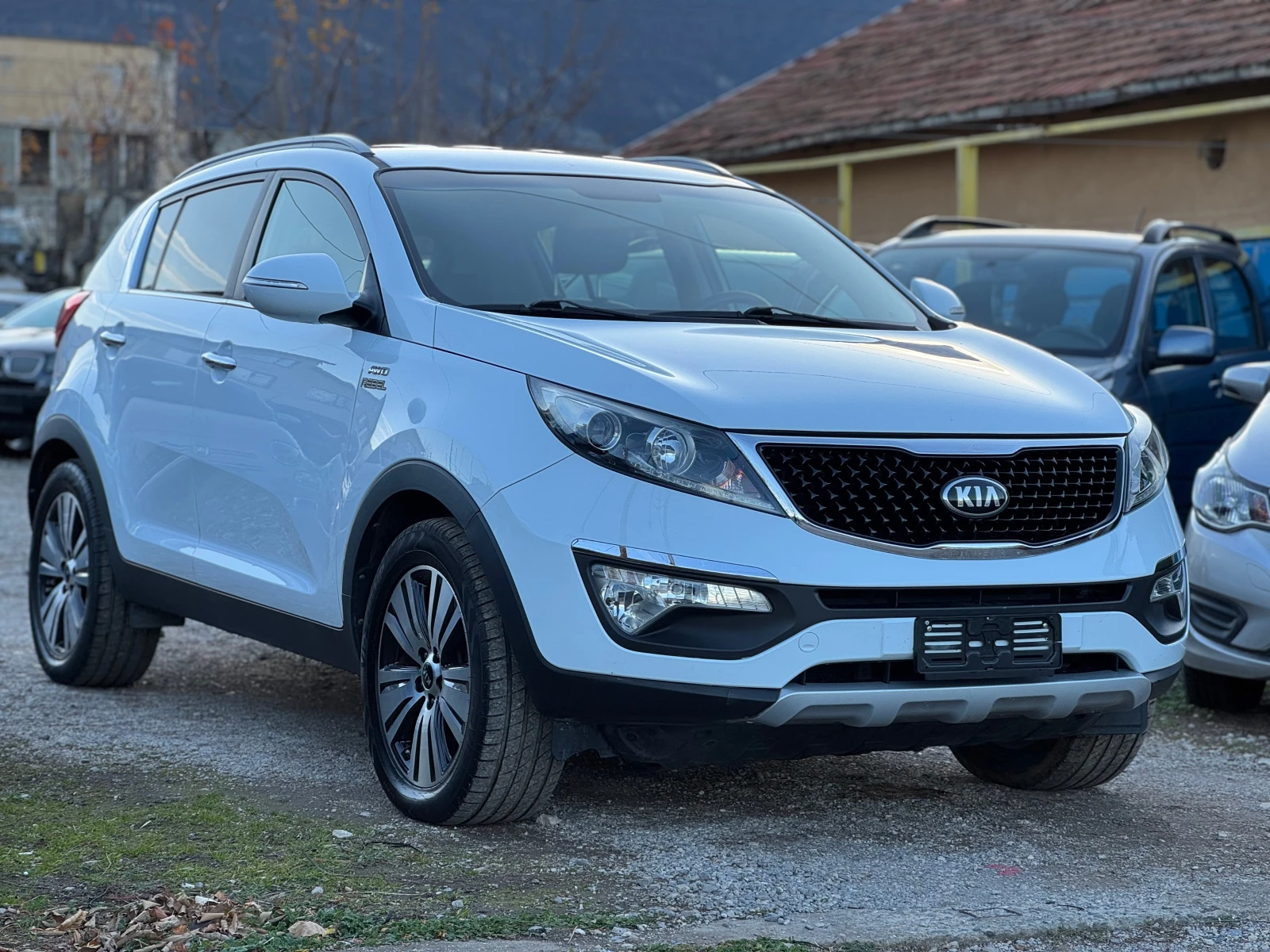 Kia Sportage 2.0d 4x4 FaceLift, снимка 1