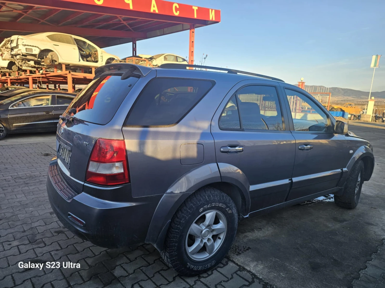 Kia Sorento 2.5 - изображение 3