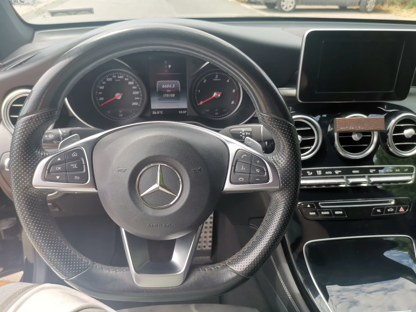 Mercedes-Benz GLC 220 Coupe/ Amg /4matic - изображение 10