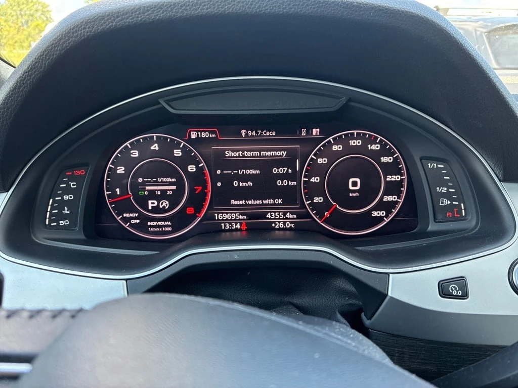 Audi Q7 * 3.0T Progressiv * CARFAX * БЕЗ ПЪРВОНАЧАЛНА ВНОС - изображение 8