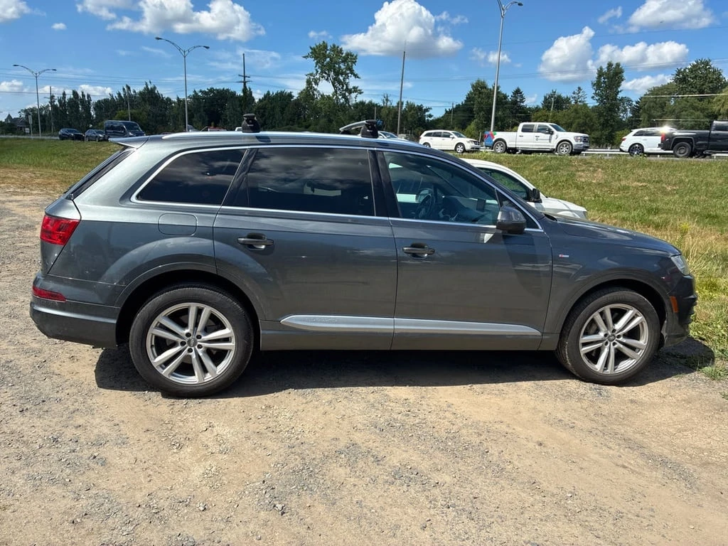 Audi Q7 * 3.0T Progressiv * CARFAX * БЕЗ ПЪРВОНАЧАЛНА ВНОС - изображение 3