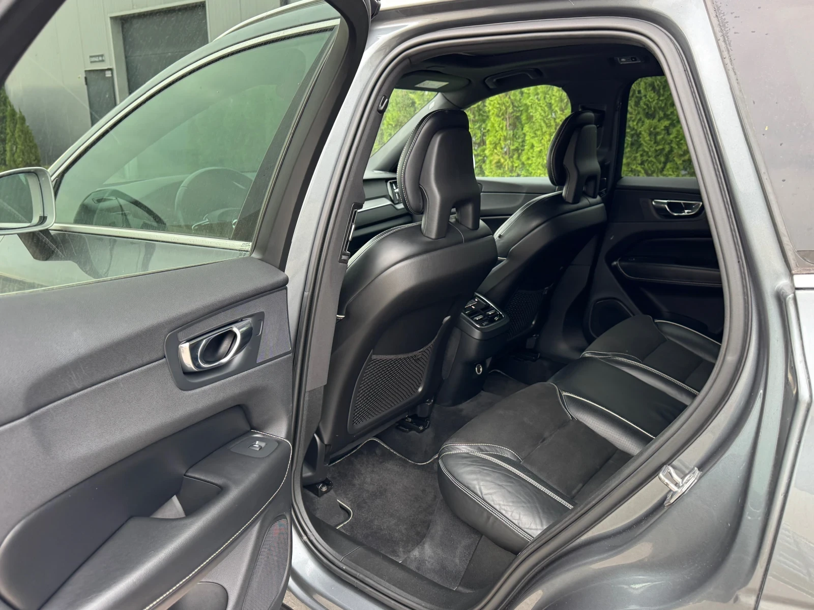 Volvo XC60 2.0D5 AWD/R-Design/Led/Full/���������!!! | Mobile.bg � ����������� 14